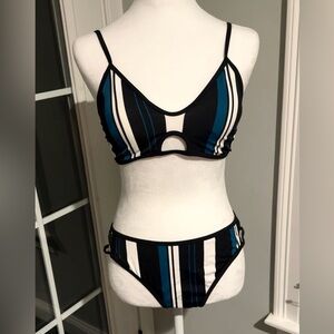 NWT Cupshe Black and Teal Striped Bikini